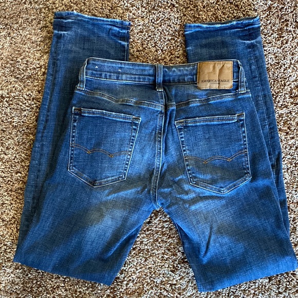 29x32 American Eagle Slim Straight distressed jeans - Picture 3 of 7